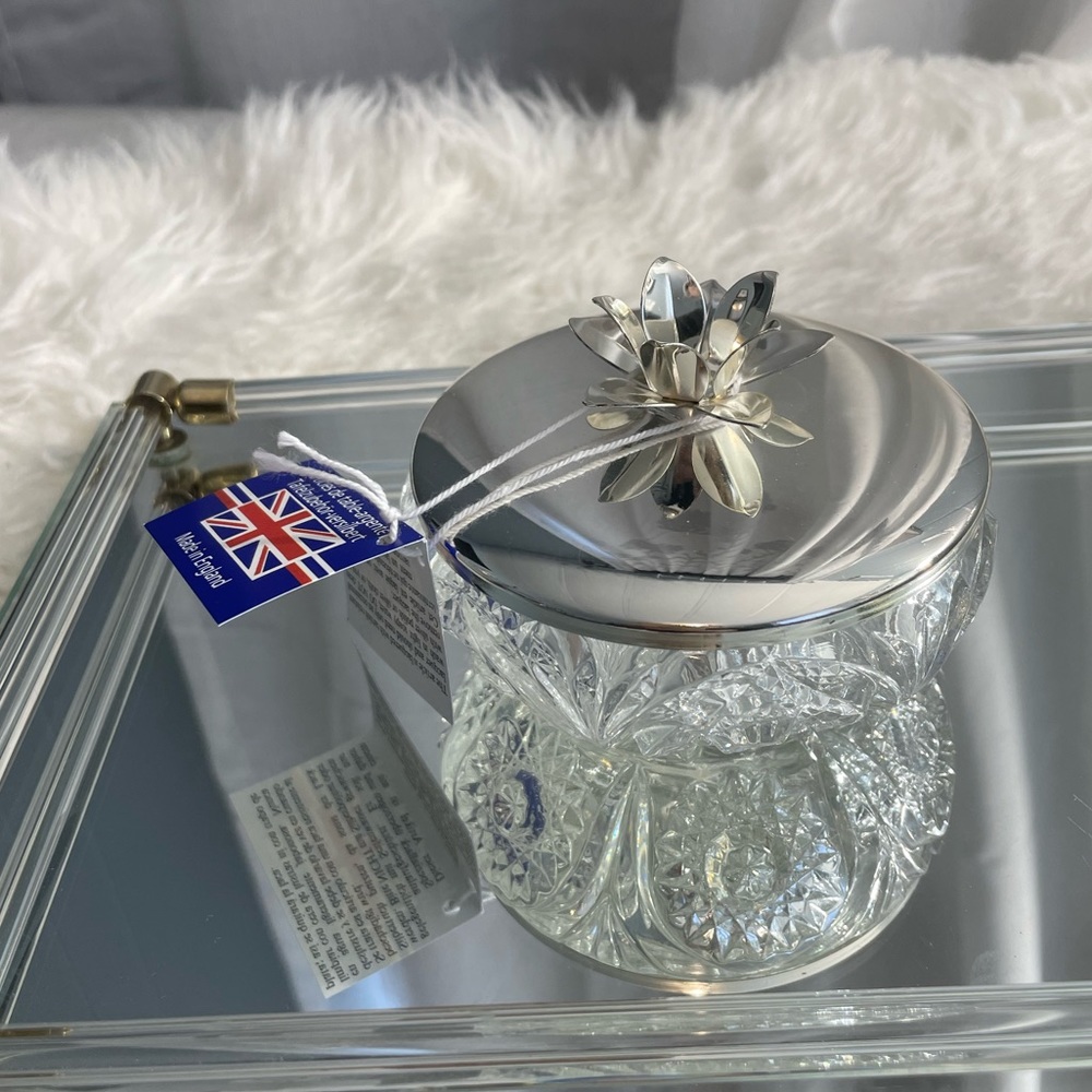Queen ann 24% lead crystal NWT drop all bowl 3.5in  x 11”in round!